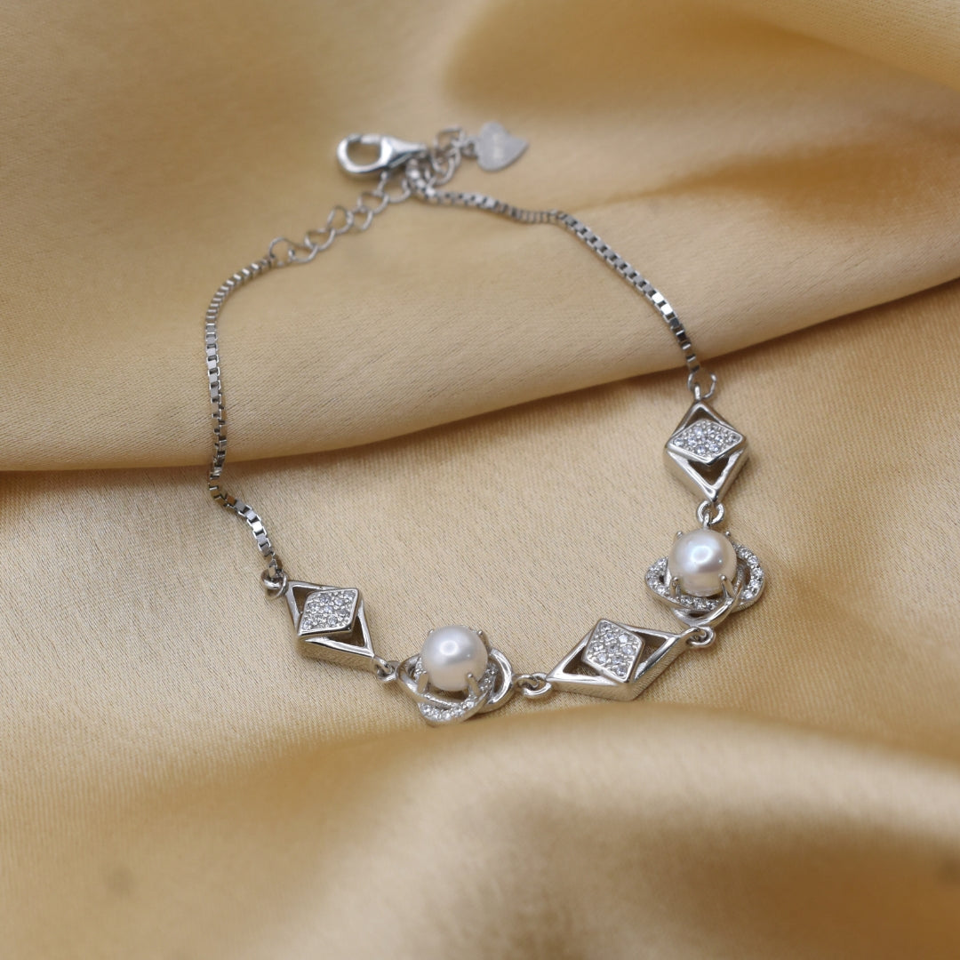 "Delicate Charm" 925 Silver Bracelet
