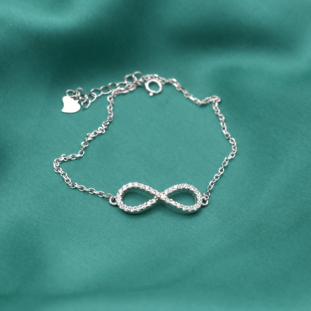 "Infinity Charm" 925 Silver Bracelet