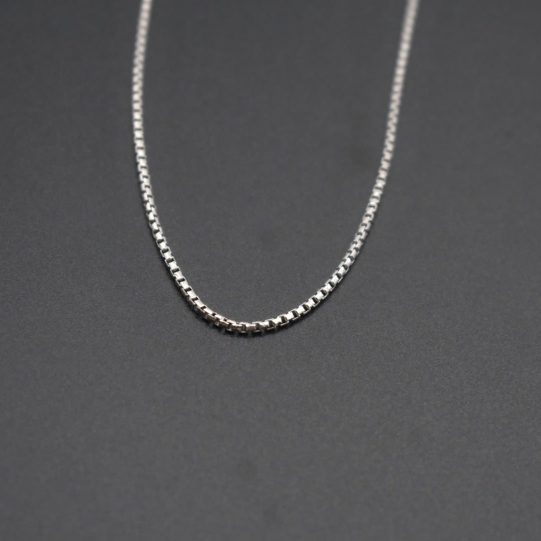 Fine Textured Silver Chain for Business Wear