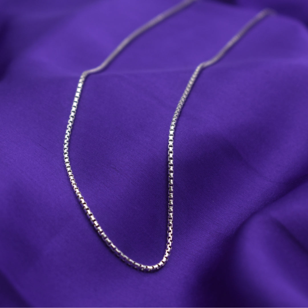 Fine Textured Silver Chain for Business Wear