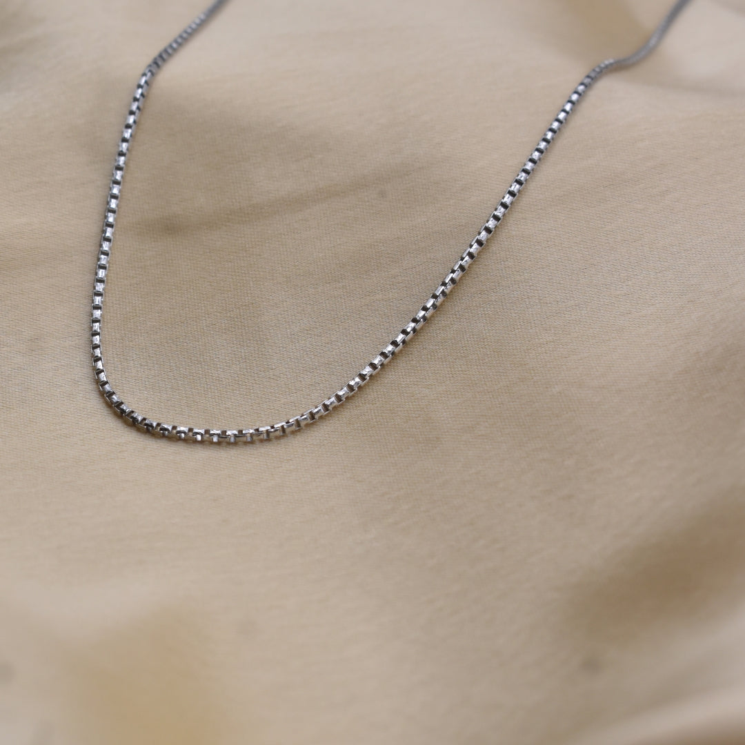 Fine Textured Silver Chain for Business Wear
