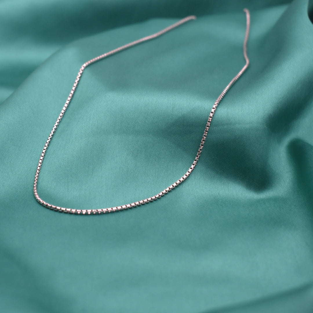 Fine Textured Silver Chain for Business Wear