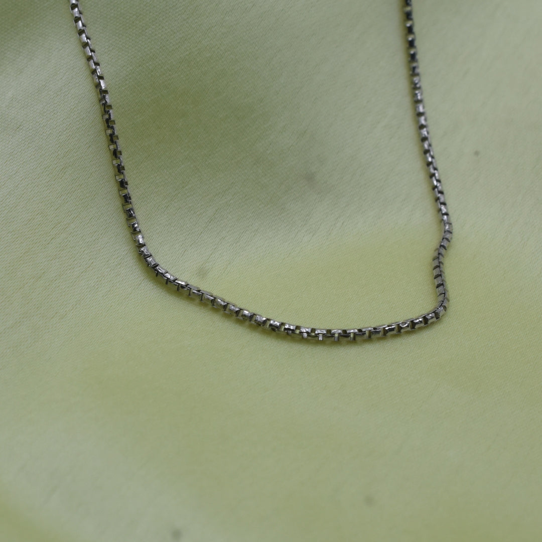 Fine Textured Silver Chain for Business Wear