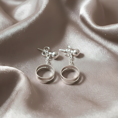 Quiet Loop Minimal Silver Earrings
