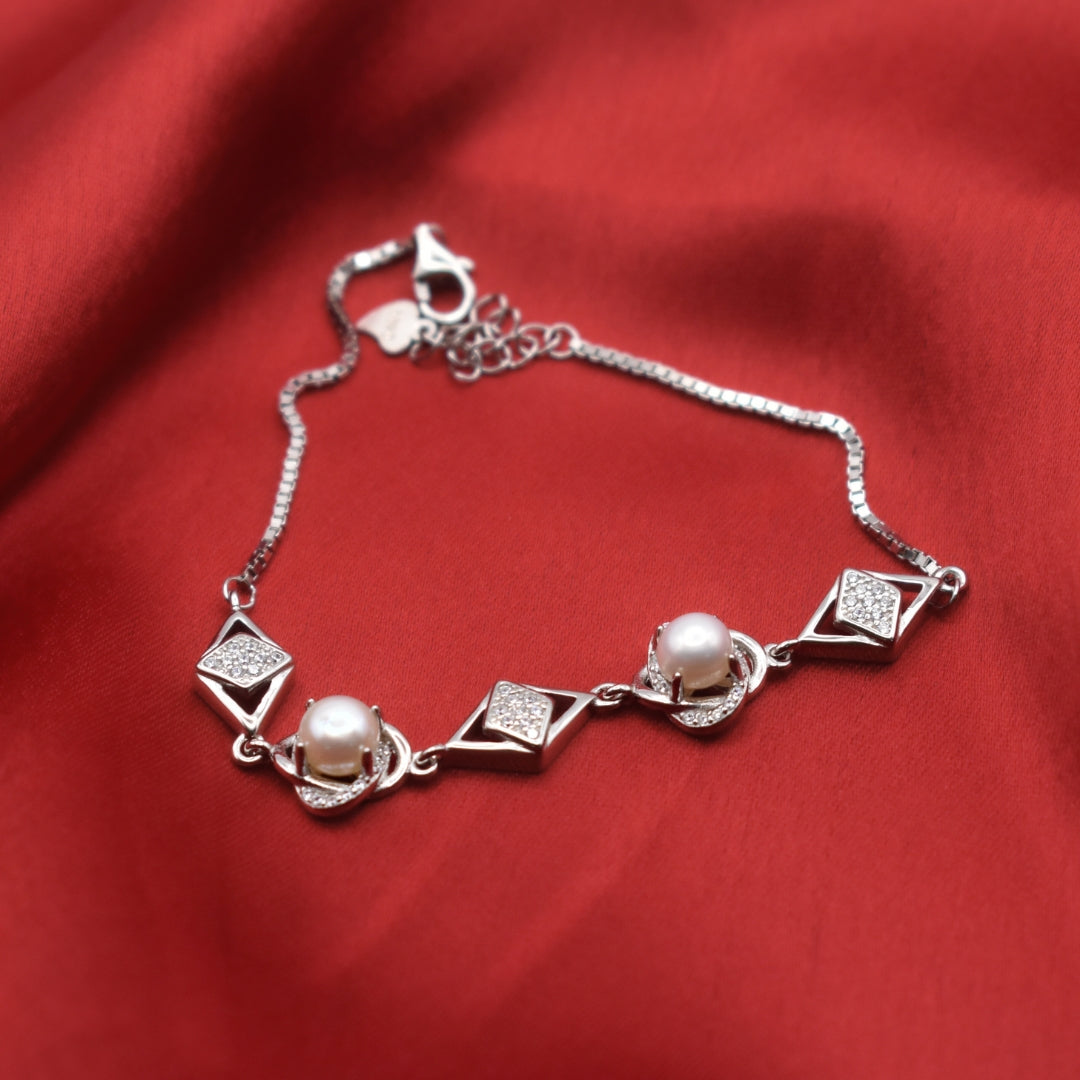 "Delicate Charm" 925 Silver Bracelet