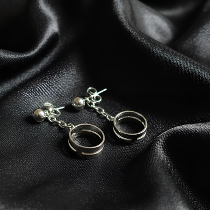 Quiet Loop Minimal Silver Earrings