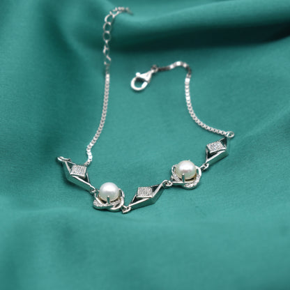 "Delicate Charm" 925 Silver Bracelet