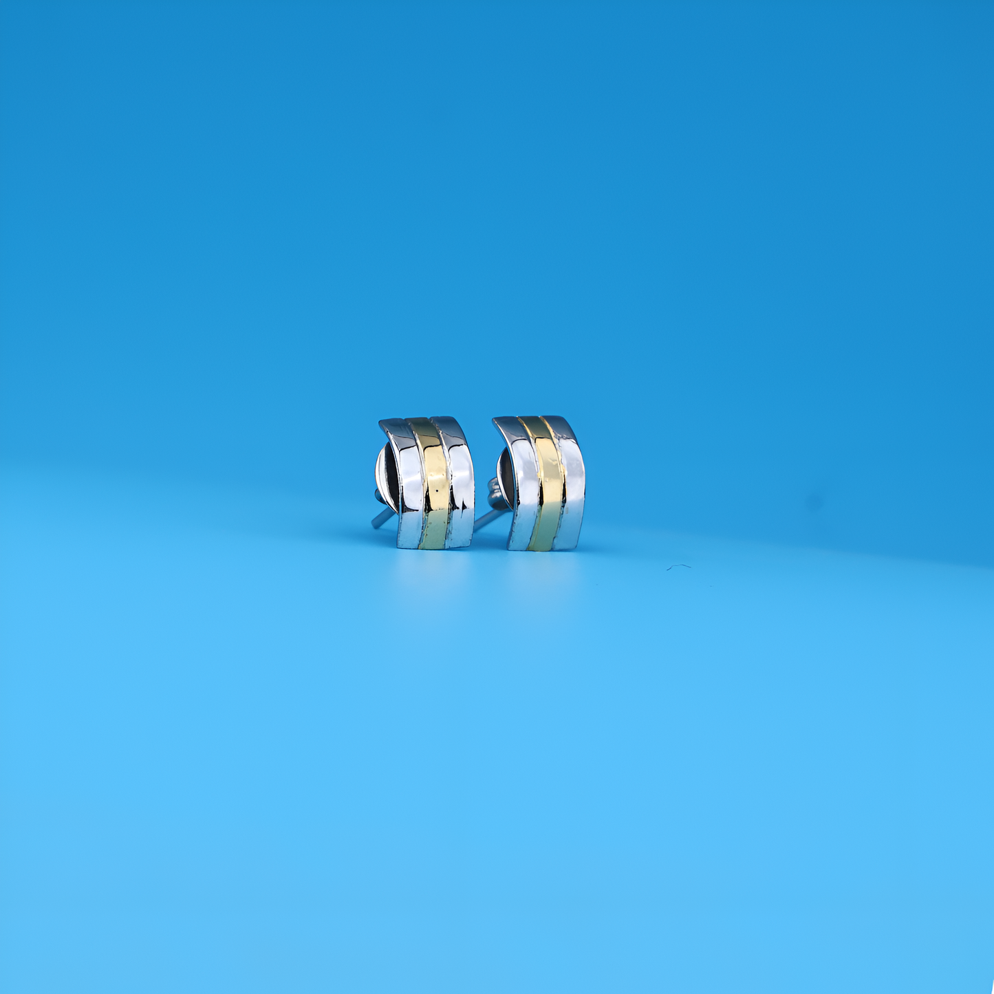 Linea Duo Modern Two-Tone Studs