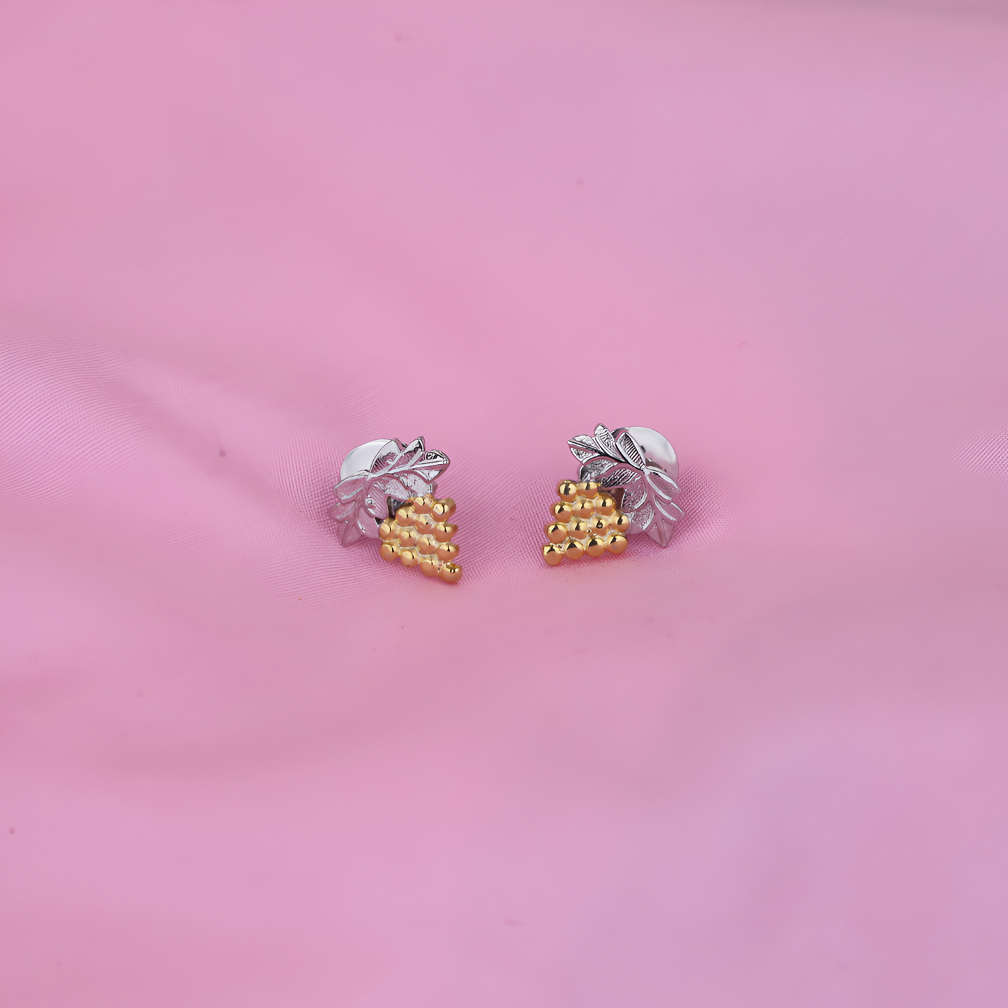Honey Bud Minimal Silver Studs