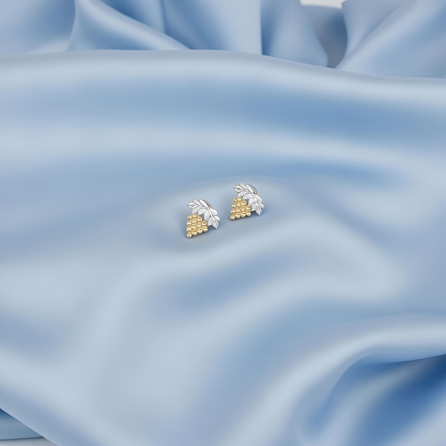 Honey Bud Minimal Silver Studs