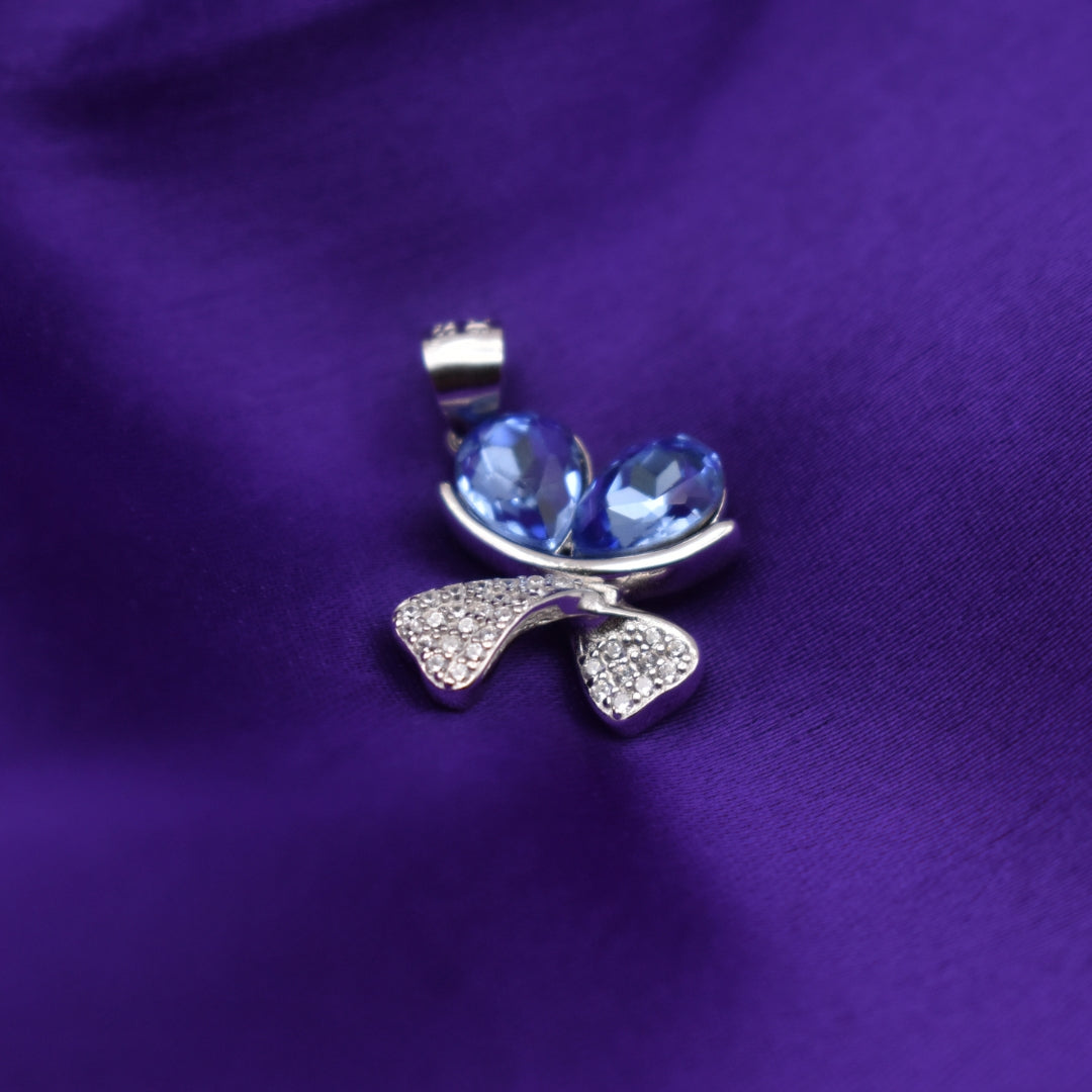 Petite Bloom Minimalist Pendant